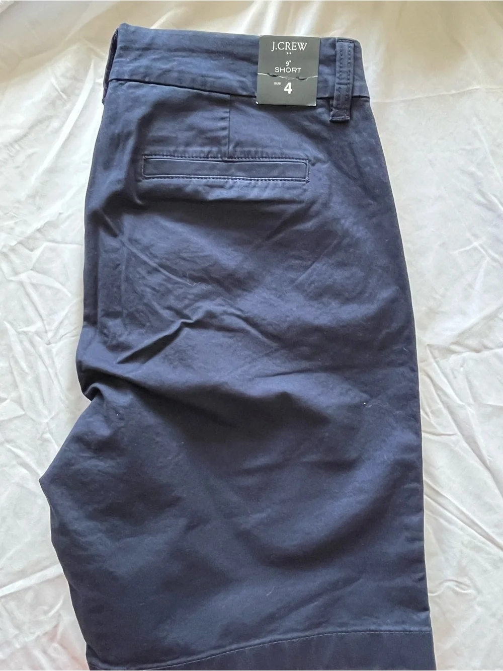 J. Crew Women’s Navy Flat-Front Chino Bermuda Shorts 9” Size 4 NWT
